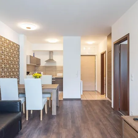 Apartmanhotel Corvin