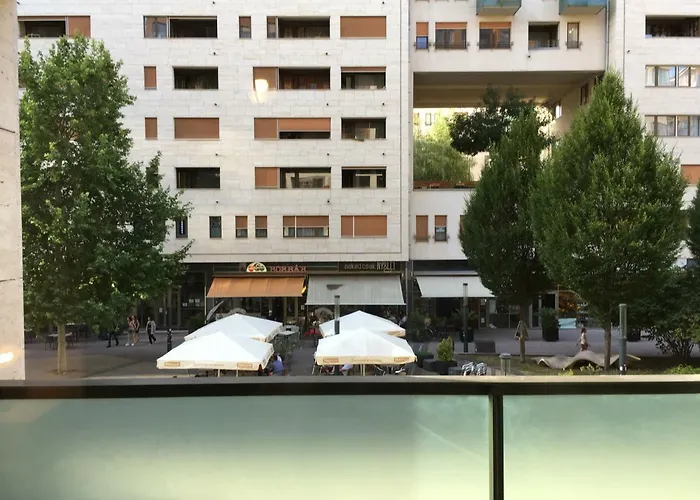Corvin 公寓式酒店 4*