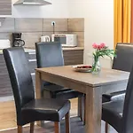 Hotel apartamentowy Corvin